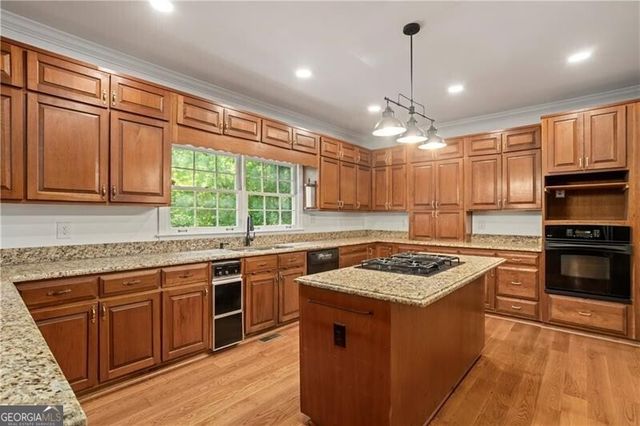 2706 Harvest Drive SE, Conyers, GA 30013
