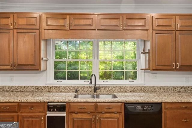 2706 Harvest Drive SE, Conyers, GA 30013