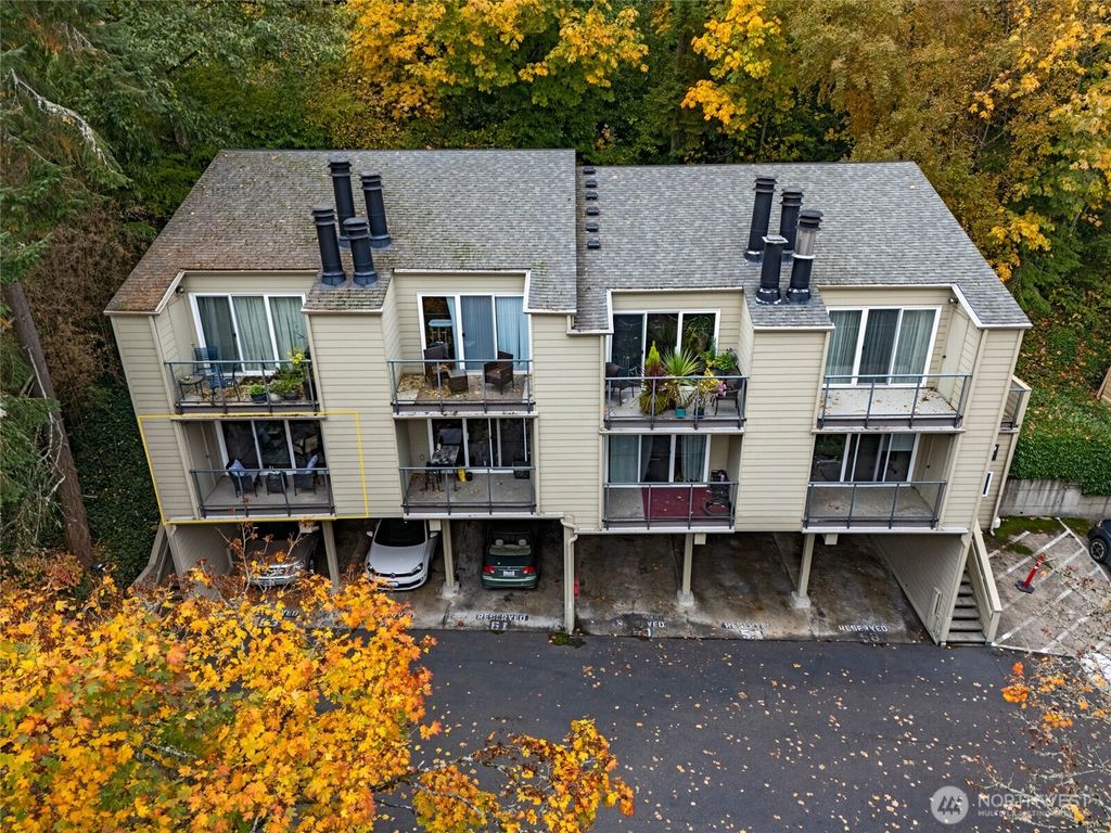 2949 76th Avenue SE #81D, Mercer Island, WA 98040