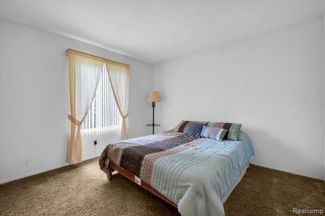 6332 Windham Place, Grand Blanc, MI 48439
