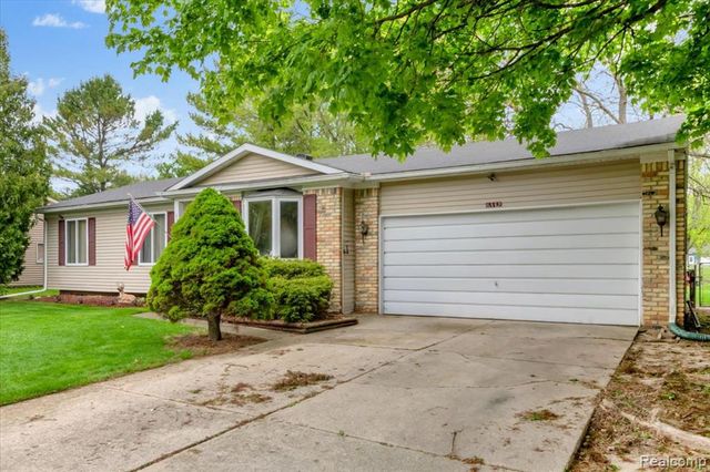 6332 Windham Place, Grand Blanc, MI 48439
