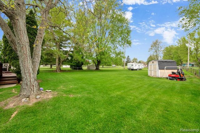 6332 Windham Place, Grand Blanc, MI 48439