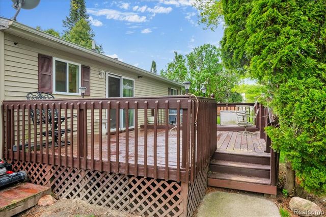 6332 Windham Place, Grand Blanc, MI 48439
