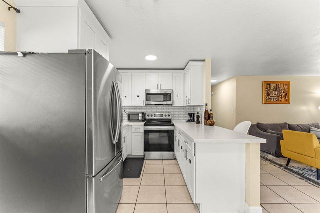 2640 NW 14th Court, Fort Lauderdale, FL 33311