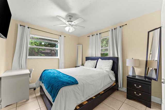 2640 NW 14th Court, Fort Lauderdale, FL 33311
