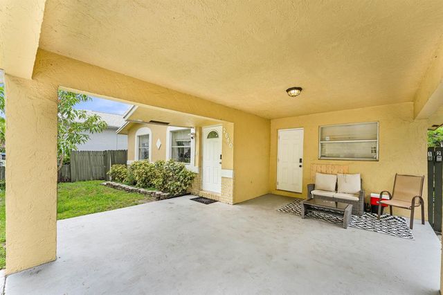 2640 NW 14th Court, Fort Lauderdale, FL 33311