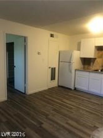 3726 Hazelwood Street 15, Las Vegas, NV 89119