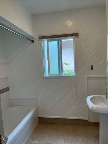805 S 7th Street, Alhambra, CA 91801