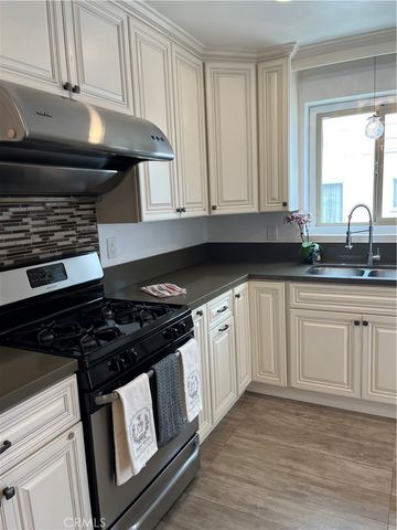 805 S 7th Street, Alhambra, CA 91801