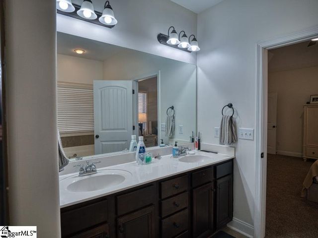 255 Meadow Blossom Way, Simpsonville, SC 29681