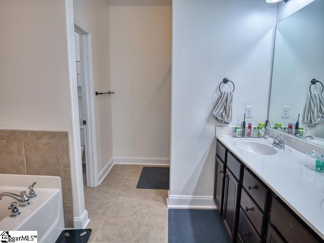 255 Meadow Blossom Way, Simpsonville, SC 29681