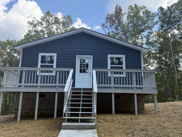 549 Dollar Dr, Altamont, TN 37301