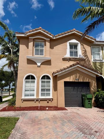 1498 SE 25th Ave, Homestead, FL 33035