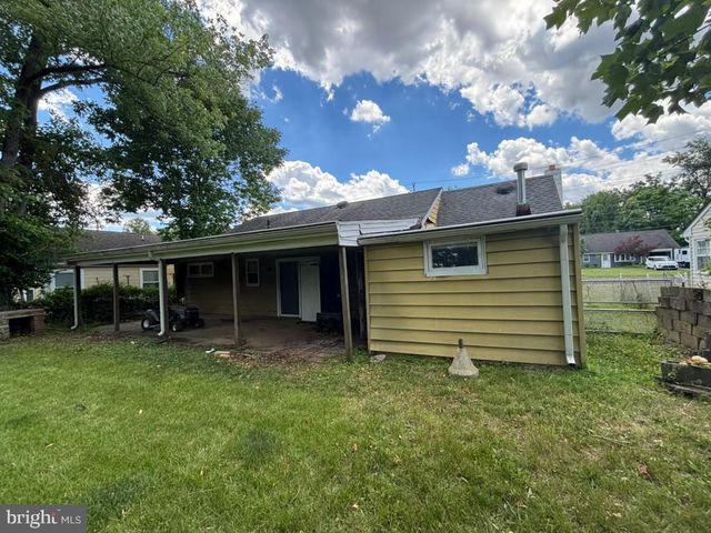84 THERESA ST, Trenton, NJ 08618
