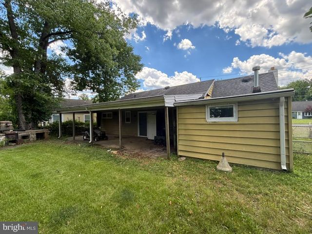 84 THERESA ST, Trenton, NJ 08618