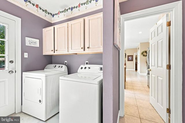 7 EMMA DR, Wilmington, DE 19810