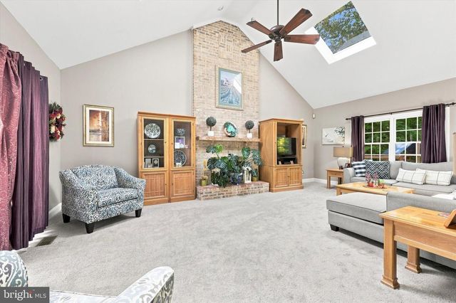 7 EMMA DR, Wilmington, DE 19810