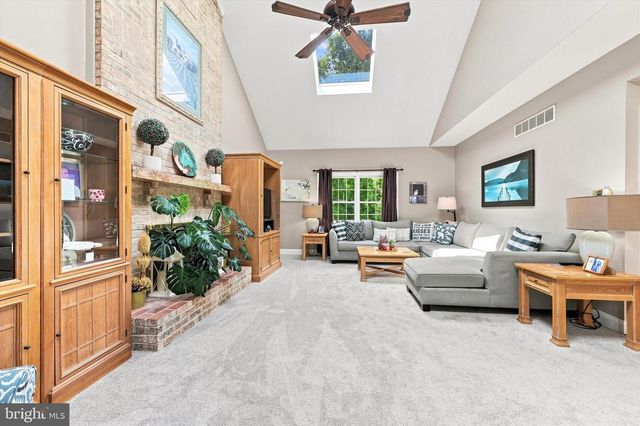 7 EMMA DR, Wilmington, DE 19810