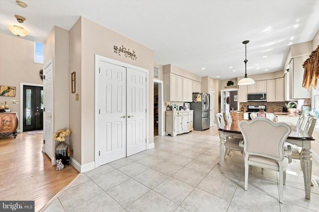 7 EMMA DR, Wilmington, DE 19810