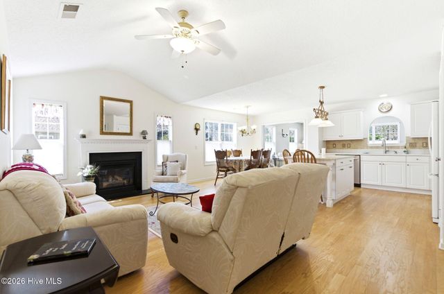 111 Bay Tree Circle, Hampstead, NC 28443