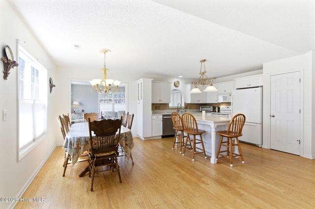 111 Bay Tree Circle, Hampstead, NC 28443