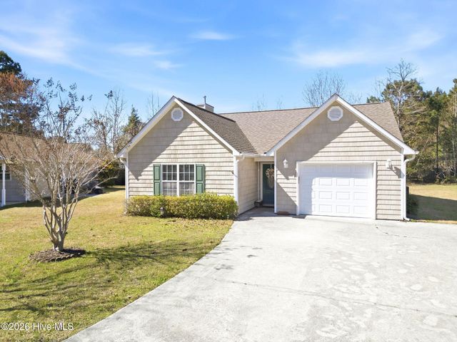 111 Bay Tree Circle, Hampstead, NC 28443