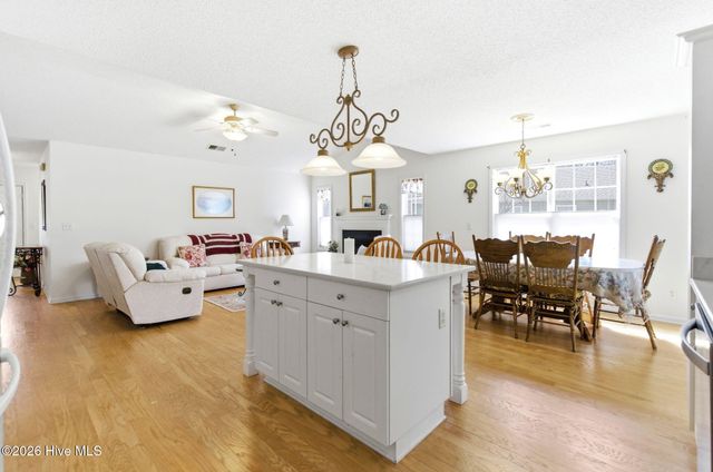 111 Bay Tree Circle, Hampstead, NC 28443