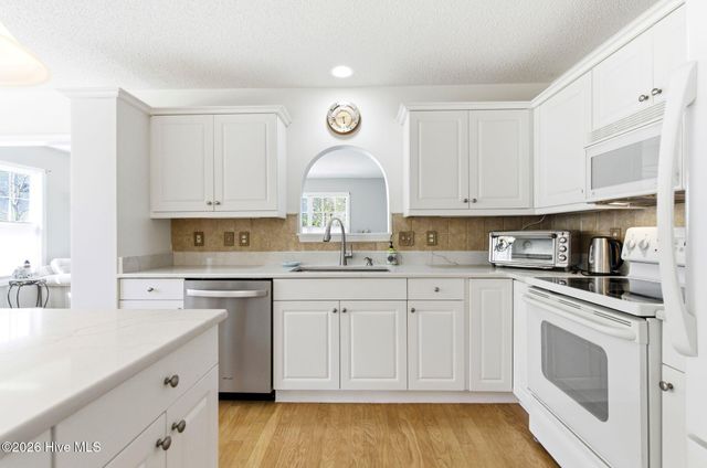 111 Bay Tree Circle, Hampstead, NC 28443
