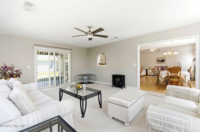 111 Bay Tree Circle, Hampstead, NC 28443