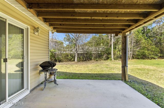 111 Bay Tree Circle, Hampstead, NC 28443