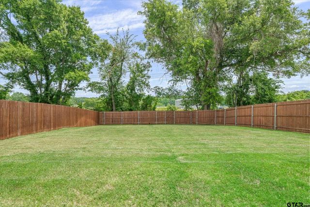 171 Hunters Way, Canton, TX 75103