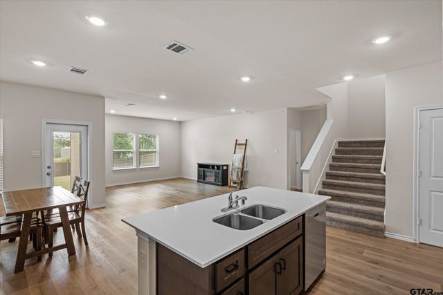 171 Hunters Way, Canton, TX 75103
