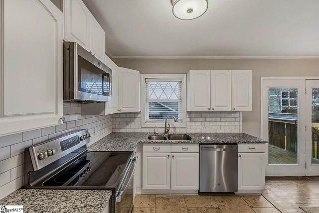 228 Brookdale Avenue, Greenville, SC 29607