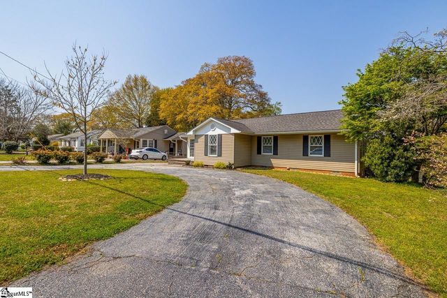 228 Brookdale Avenue, Greenville, SC 29607