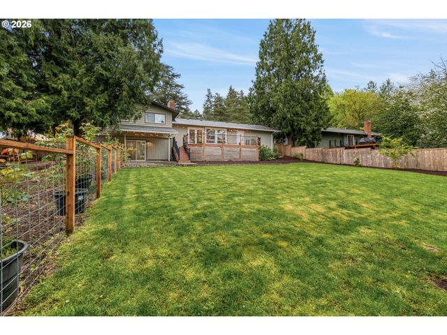 10410 Sw WASHINGTON St, Portland, OR 97225