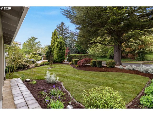 10410 Sw WASHINGTON St, Portland, OR 97225