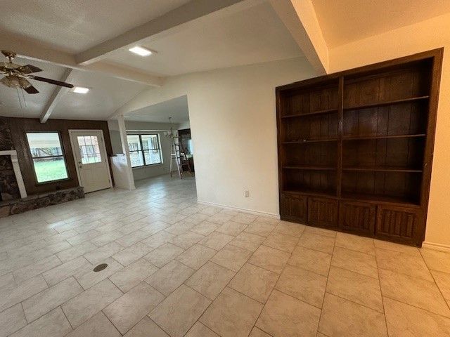 3024 Barrington Place NE, Arlington, TX 76014