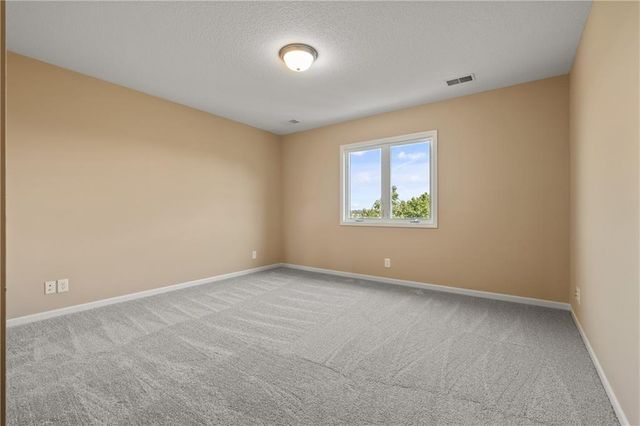 2796 W 162nd Street, Stilwell, KS 66085