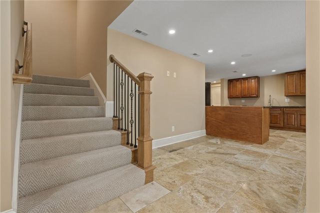 2796 W 162nd Street, Stilwell, KS 66085
