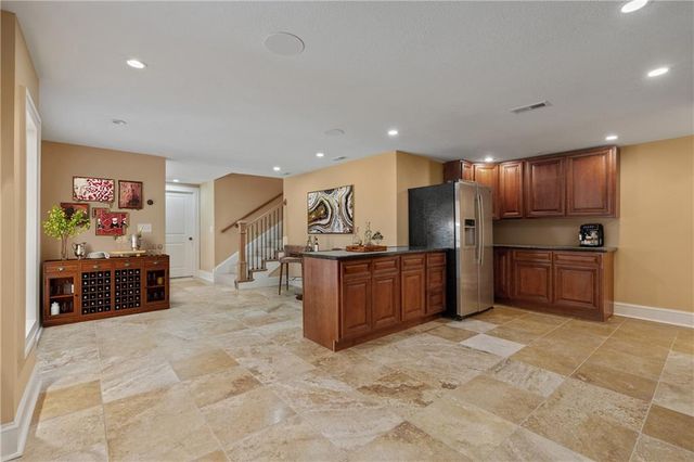 2796 W 162nd Street, Stilwell, KS 66085