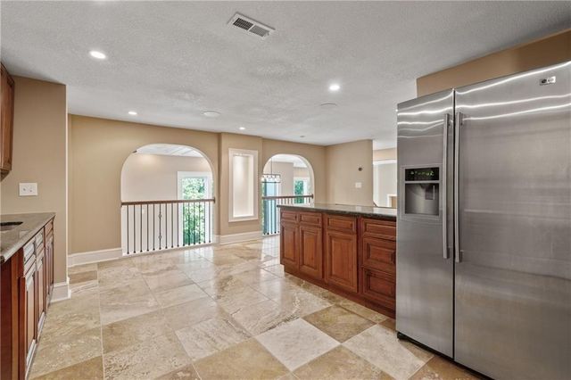 2796 W 162nd Street, Stilwell, KS 66085
