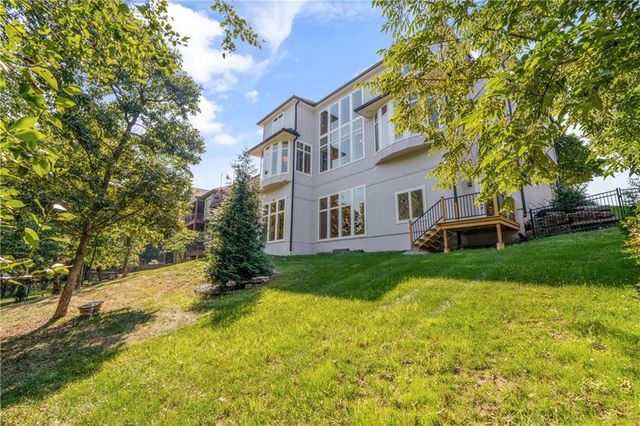 2796 W 162nd Street, Stilwell, KS 66085