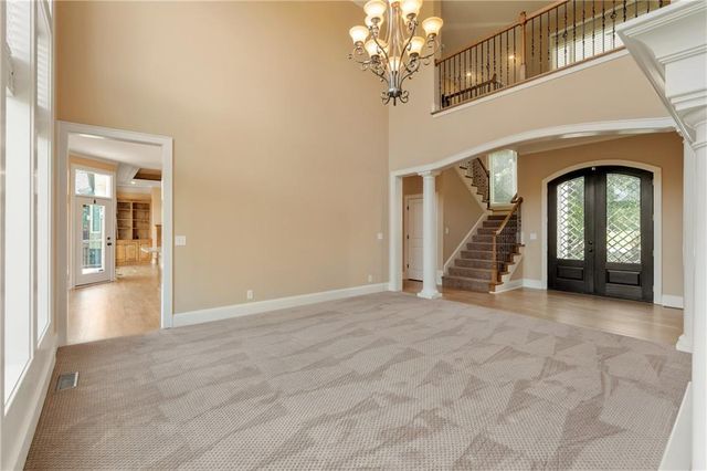 2796 W 162nd Street, Stilwell, KS 66085