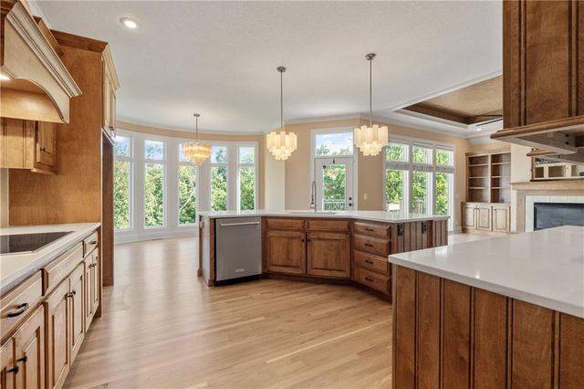2796 W 162nd Street, Stilwell, KS 66085