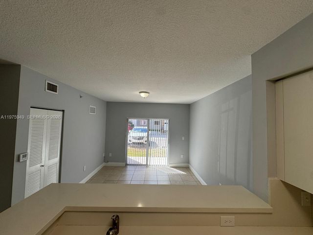 11050 SW 196th St 109, Cutler Bay, FL 33157