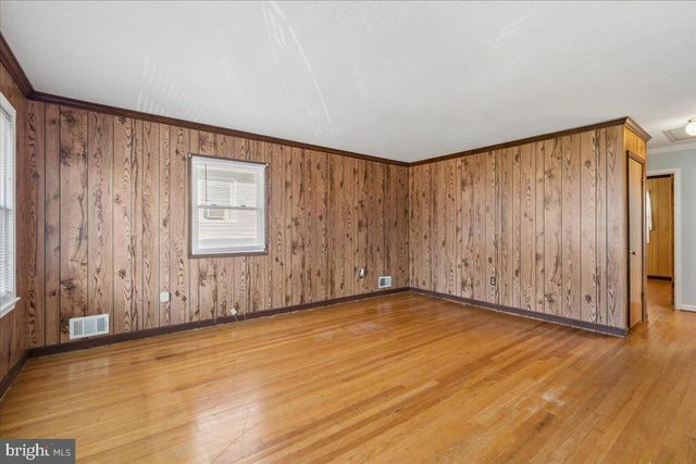 4616 QUIMBY AVE, Beltsville, MD 20705