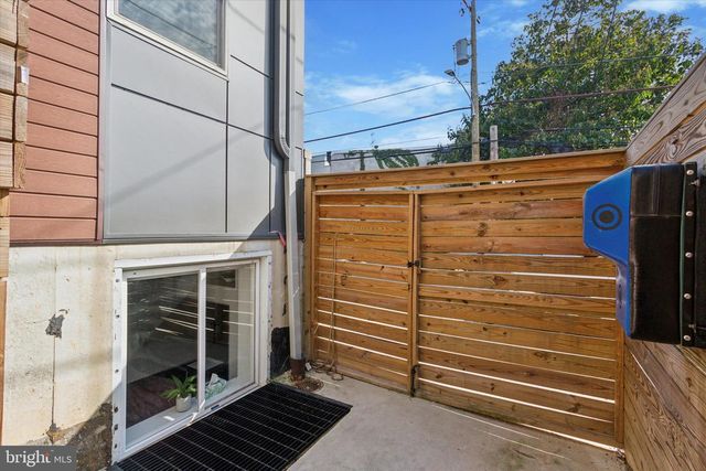 1500 N MYRTLEWOOD ST, Philadelphia, PA 19121