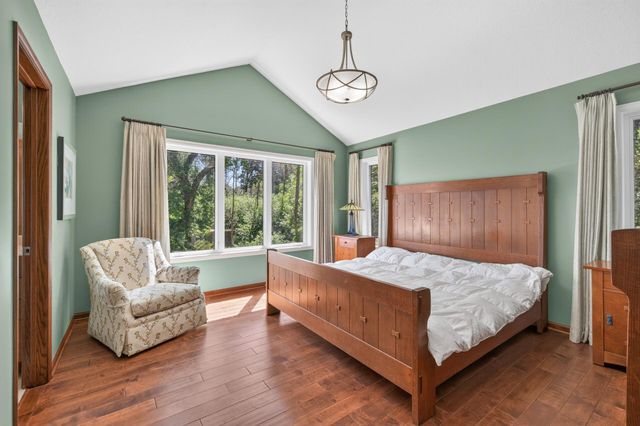 13707 Green Briar Drive, Minnetonka, MN 55305