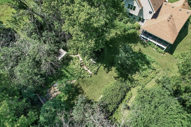 13707 Green Briar Drive, Minnetonka, MN 55305