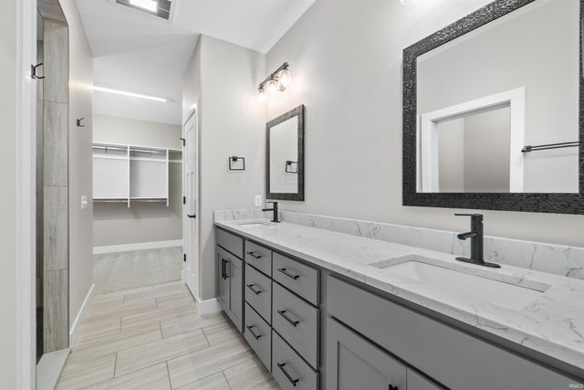 641 Sandringham Pass, Fort Wayne, IN 46845